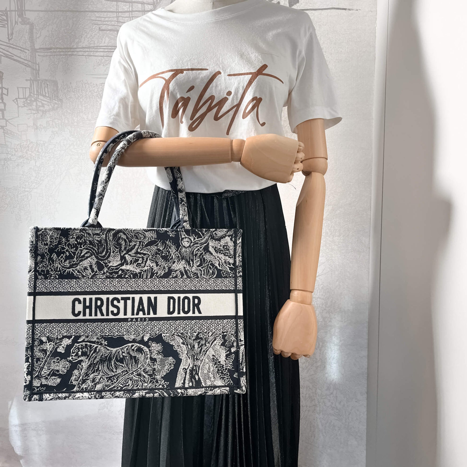 Toile De Jouy Buy Dior Tote Bag Dior Book Medium Toile De Jouy