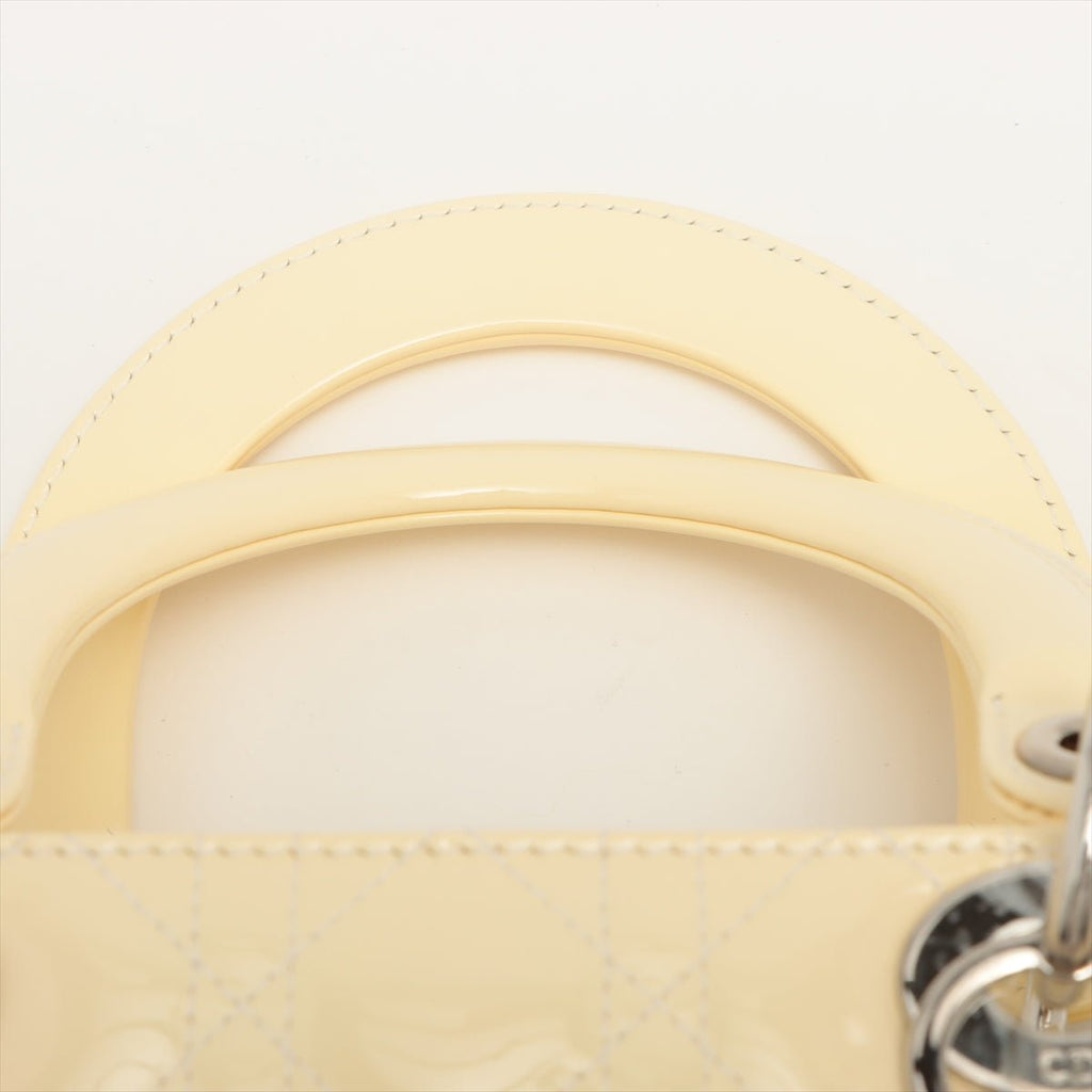 Second hand Dior Lady Dior in Beige Cannage Patent leather 2-way - Tabita Bags