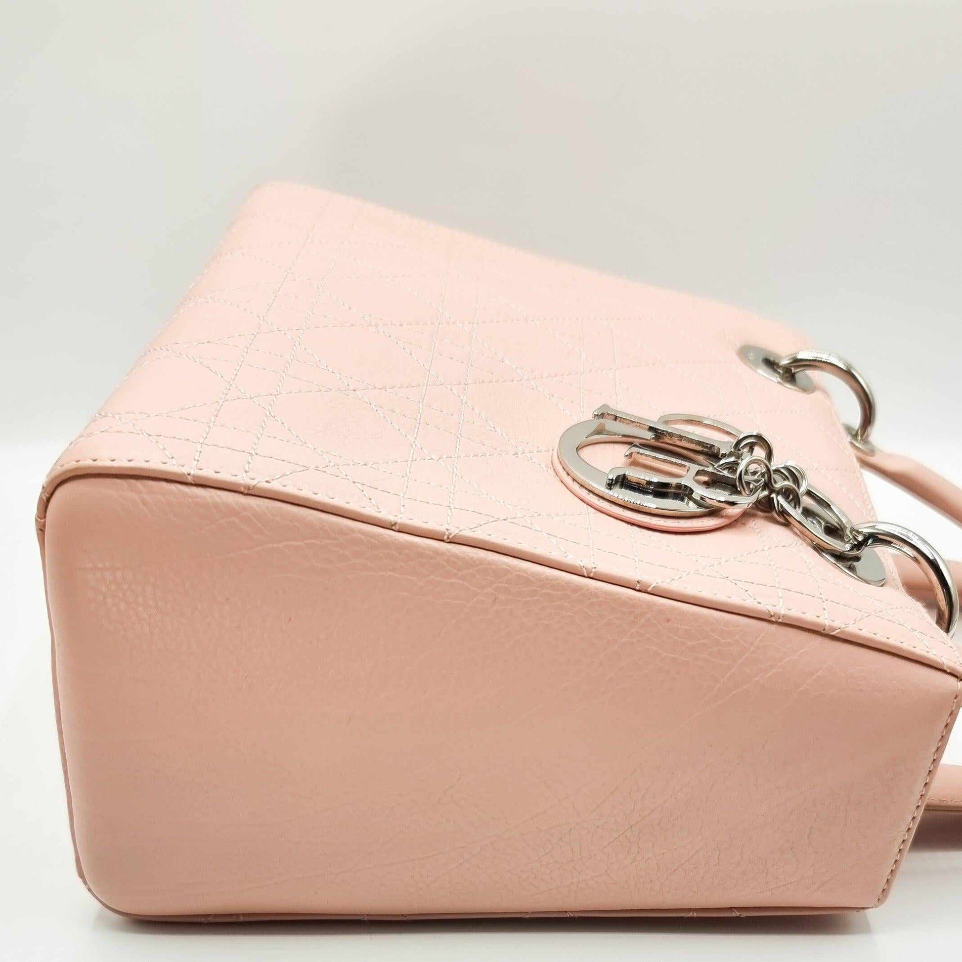 Second hand Dior Lady Dior Pink Leather Medium - Tabita Bags