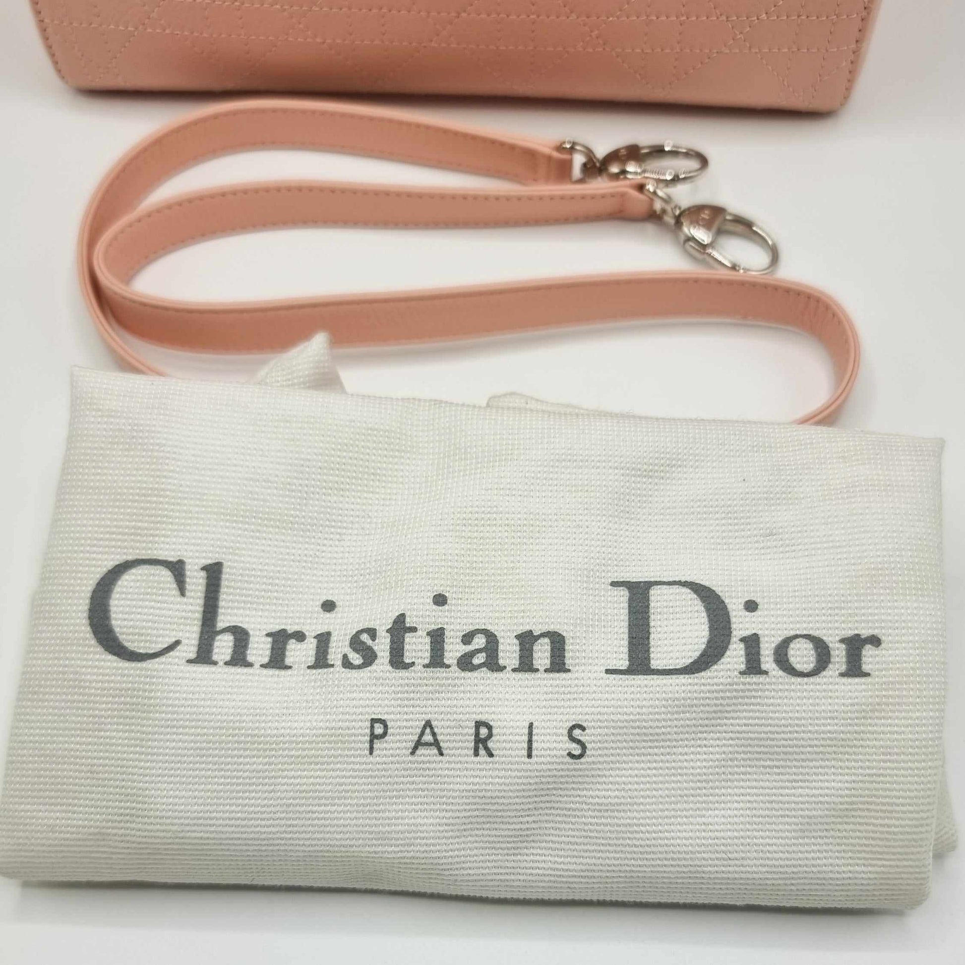 Second hand Dior Lady Dior Pink Leather Medium - Tabita Bags