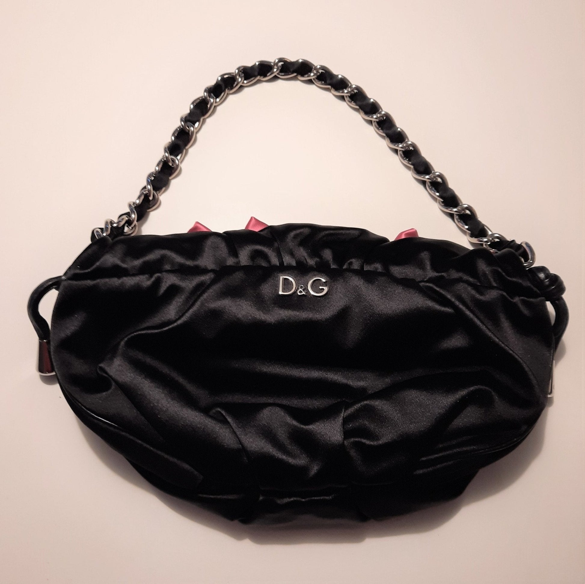 Second hand Dolce e Gabbana Evening Bag Satin Black and Fucsia - Tabita Bags