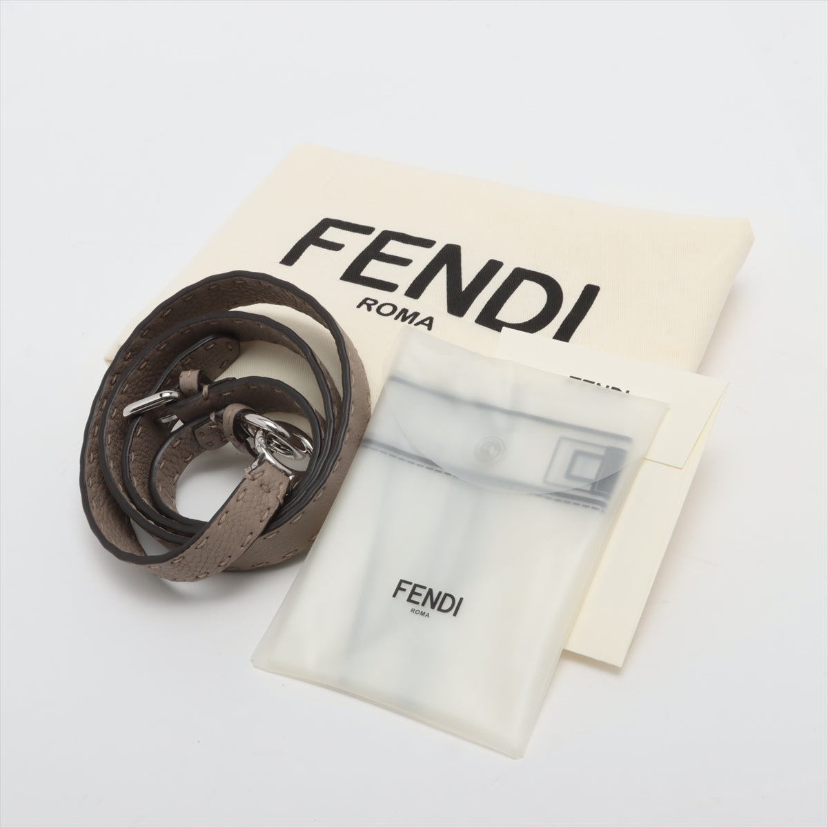 Second hand Fendi Peekaboo Regular Selleria Leather 2-way Beige - Tabita Bags