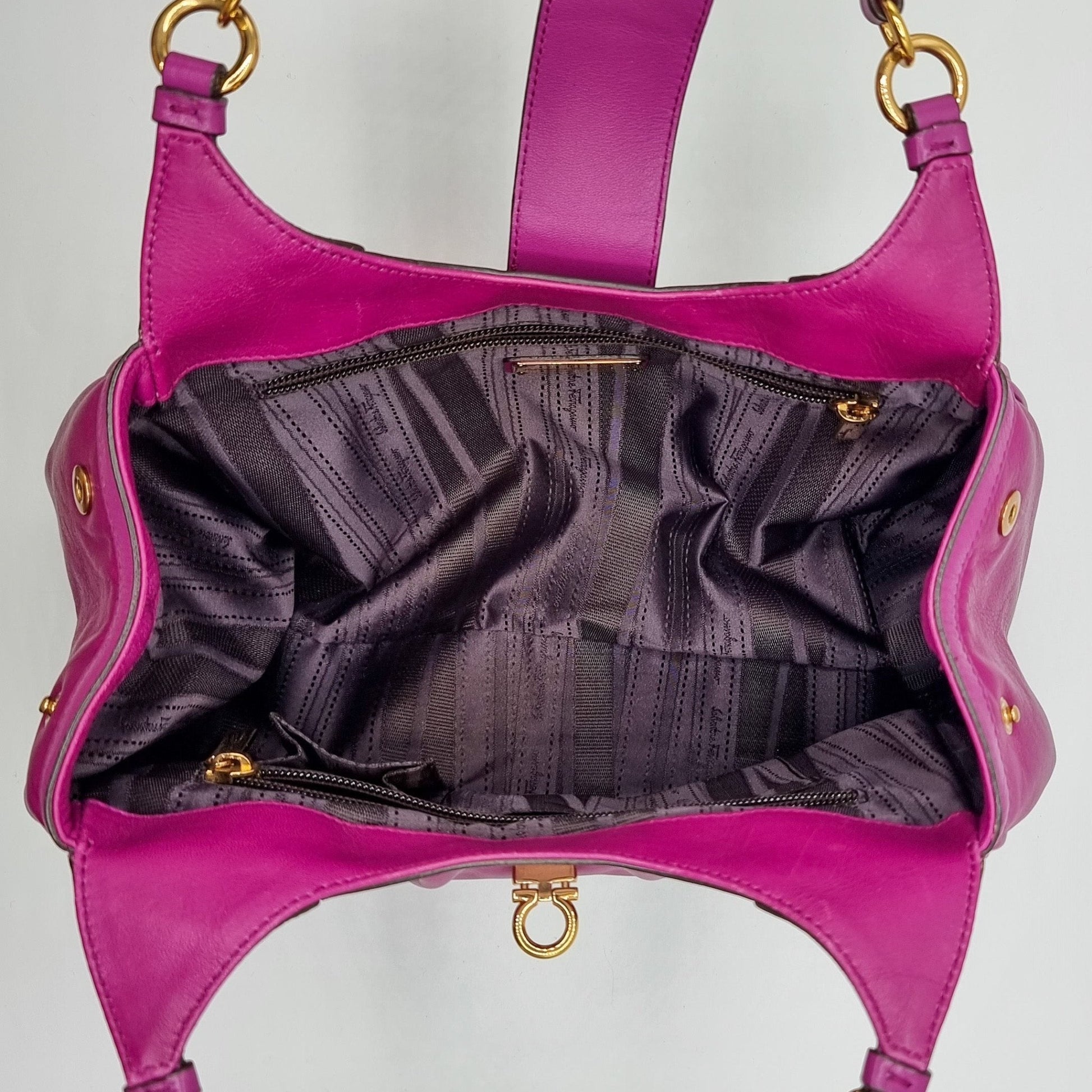 Second hand Ferragamo Gancini Violet Leather Handbag - Tabita Bags