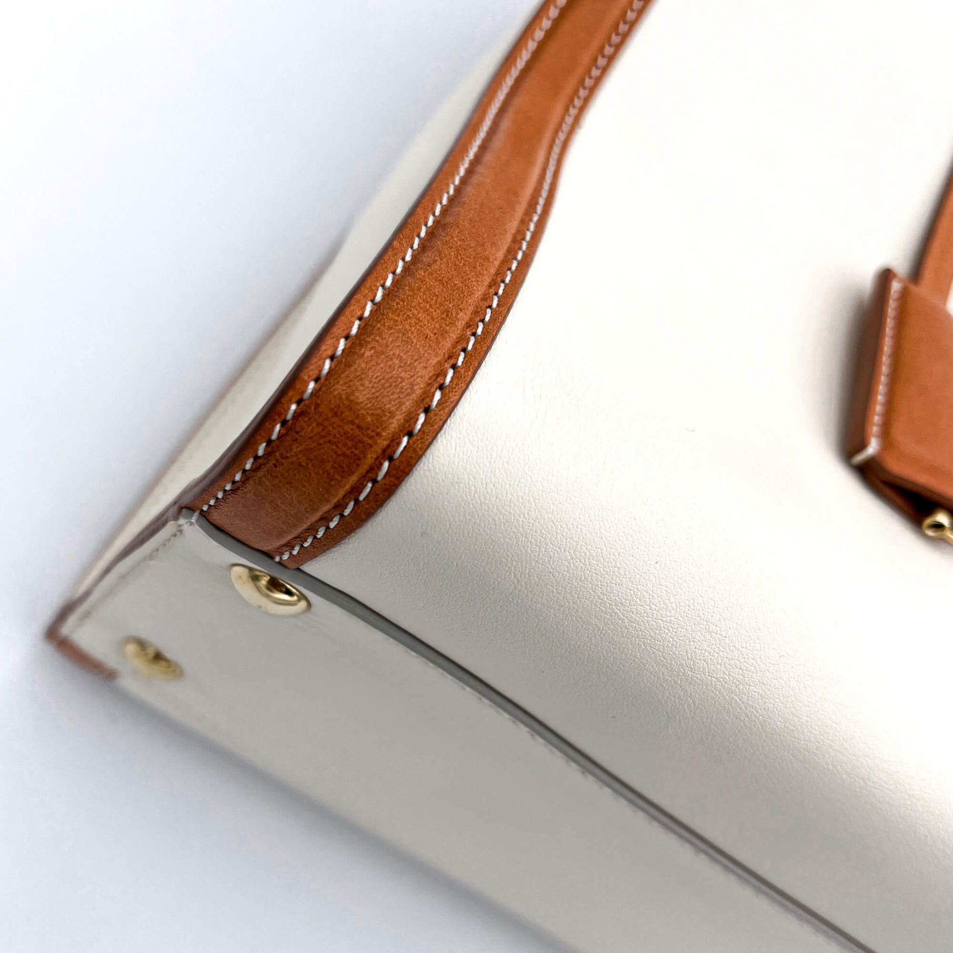 Second hand Ferragamo White Leather Tote - Tabita Bags