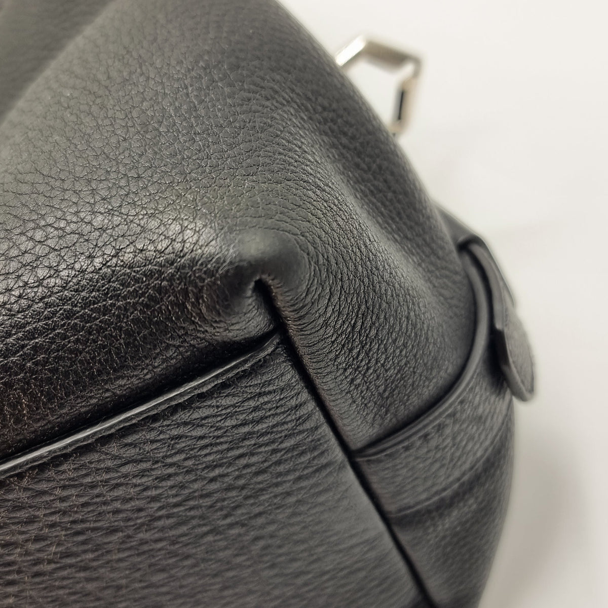 Second hand Givenchy Nightingail Large Black Grained Leather - Tabita Bags