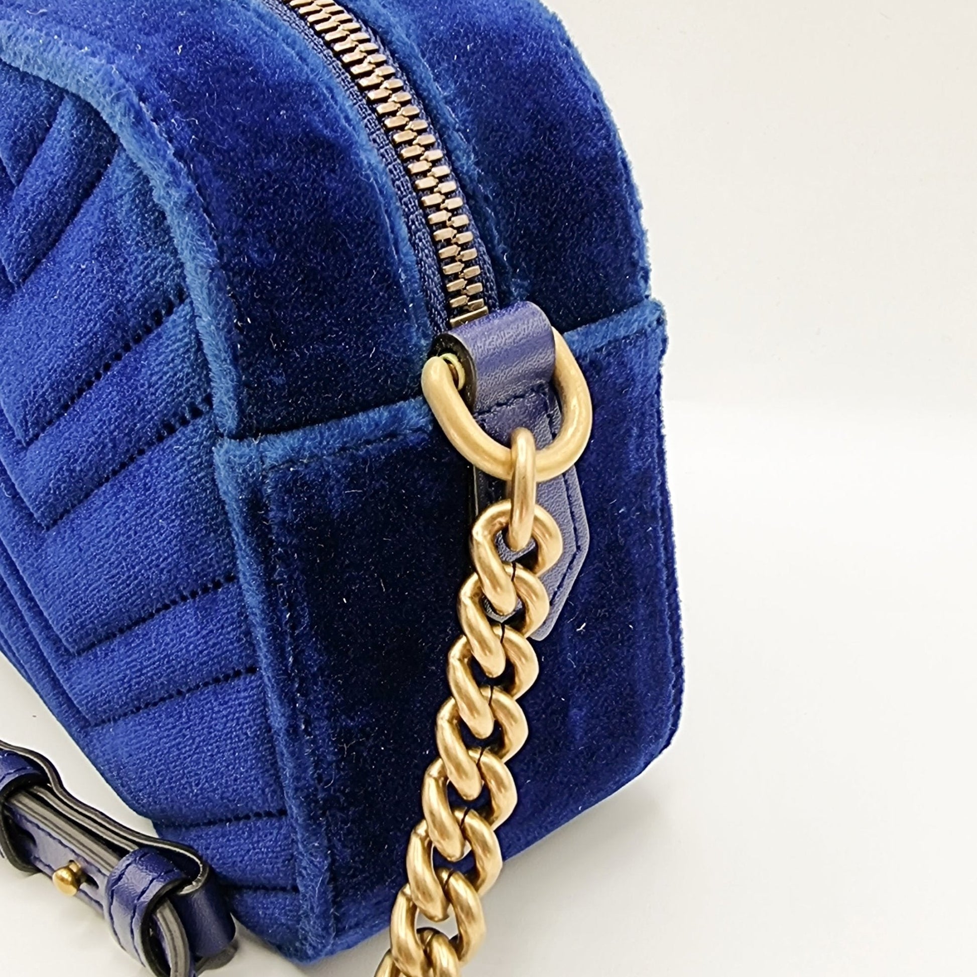 Second hand Gucci GG Marmont Blue Suede Small Matelassé Shoulder Bag - Tabita Bags