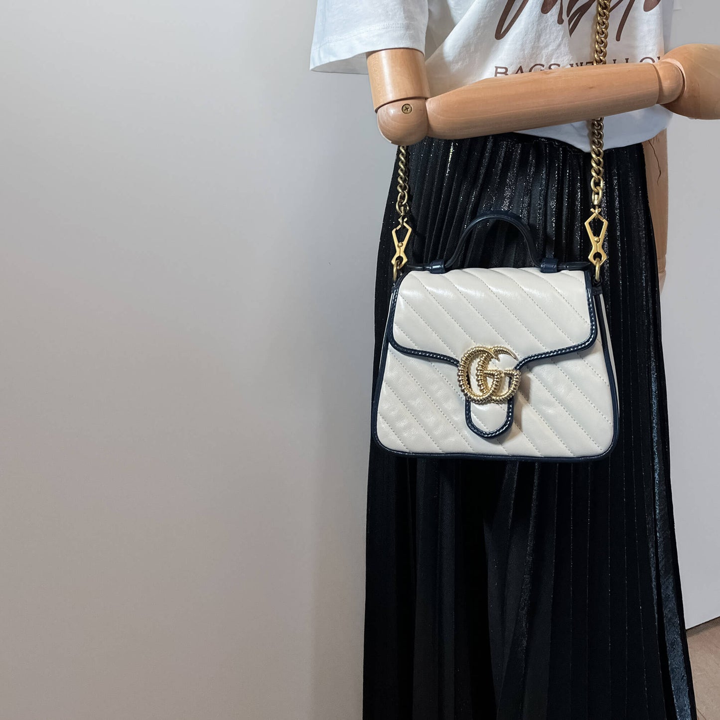 Second hand Gucci GG Marmont Mini Leather 2-Way Bag White - Tabita Bags