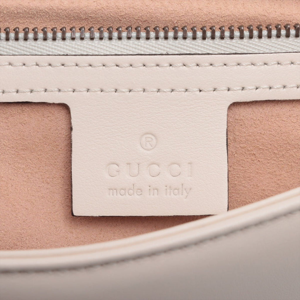 Second hand Gucci GG Marmont Small Chevron Leather Flap Bag White - Tabita Bags