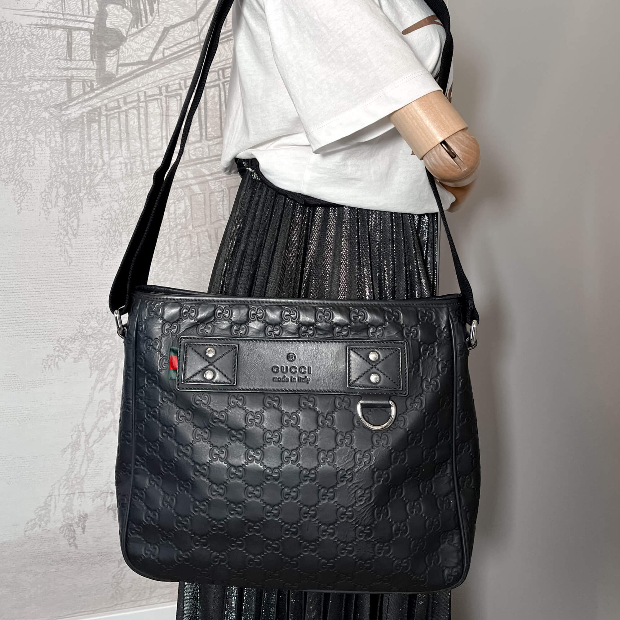 Gucci Guccissima Messenger Leather Black Tabita Bags Tabita Bags with Love