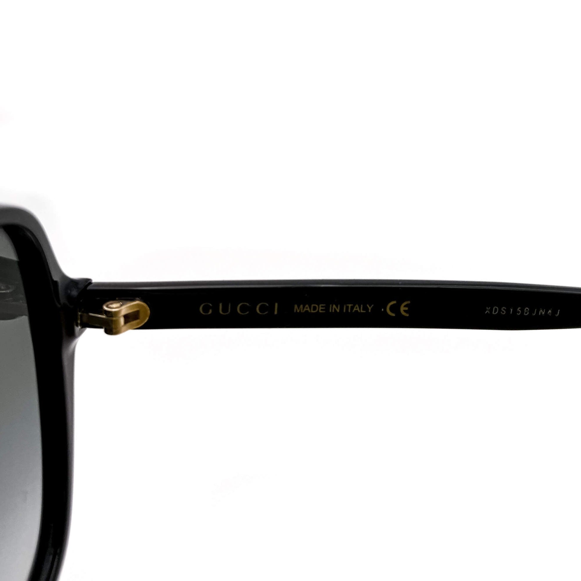 Second hand Gucci Interlocking Oversized Black Sunglasses - Tabita Bags