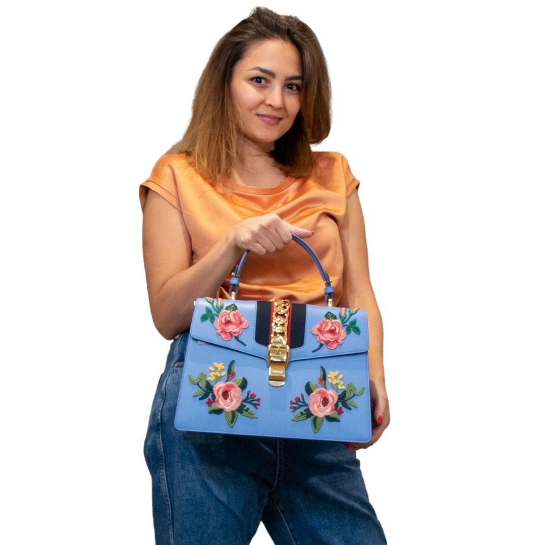 Second hand Gucci Sylvie Top Handle Bag Blue Leather Floral Embroidered Medium - Tabita Bags