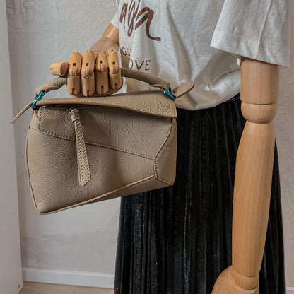 Second hand Loewe Puzzle Mini Leather Bag Beige - Tabita Bags