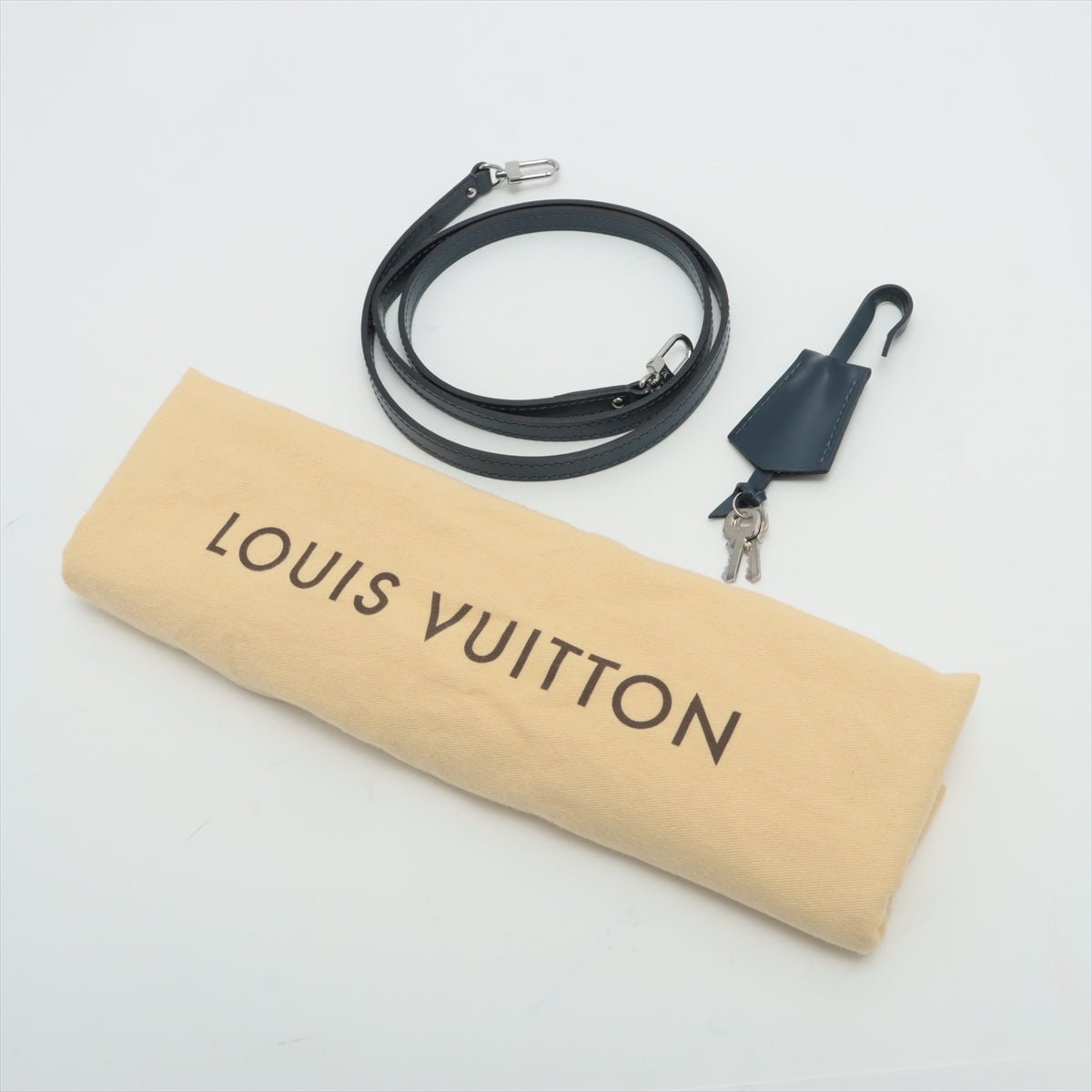 Second hand Louis Vuitton Alma BB Epi Blue Navy - Tabita Bags