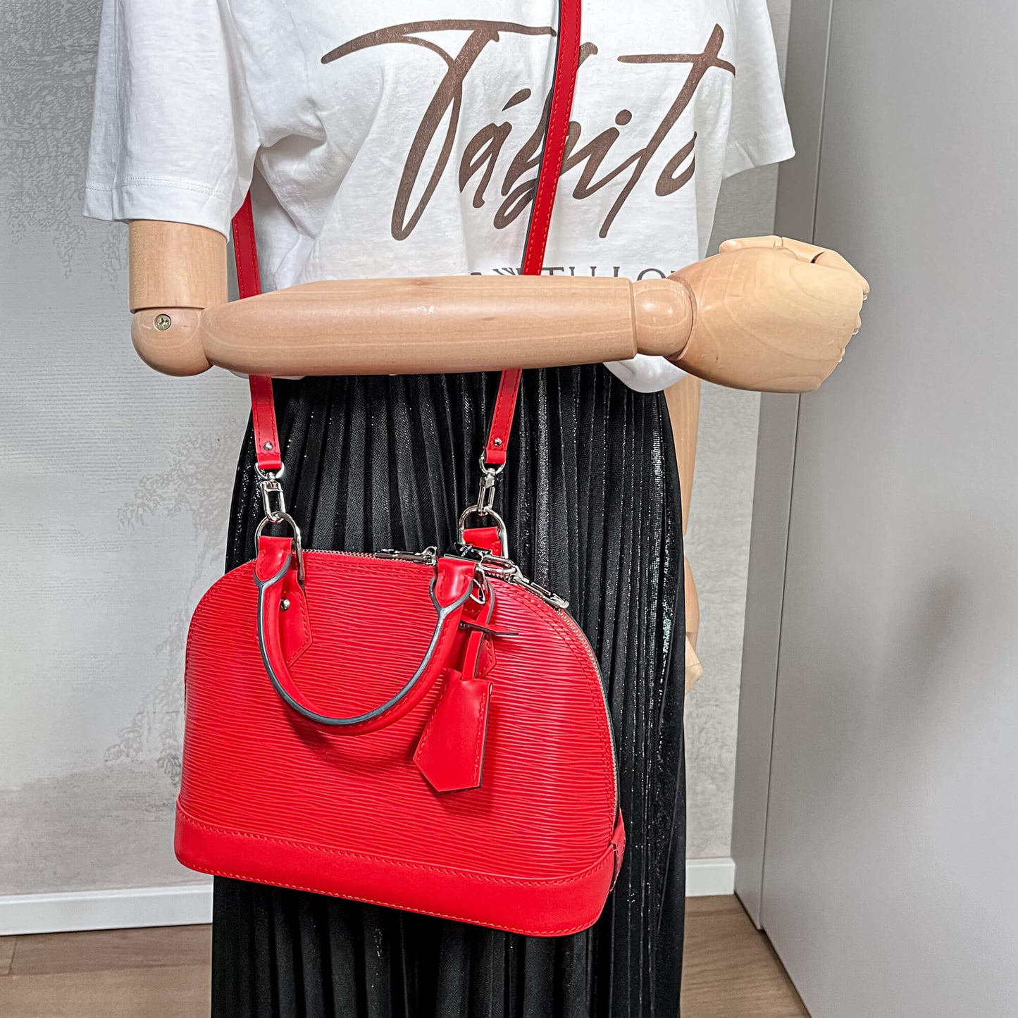 Louis Vuitton Alma BB Epi Red 2-Way Top Handle - Tabita Bags – Tabita Bags  with Love