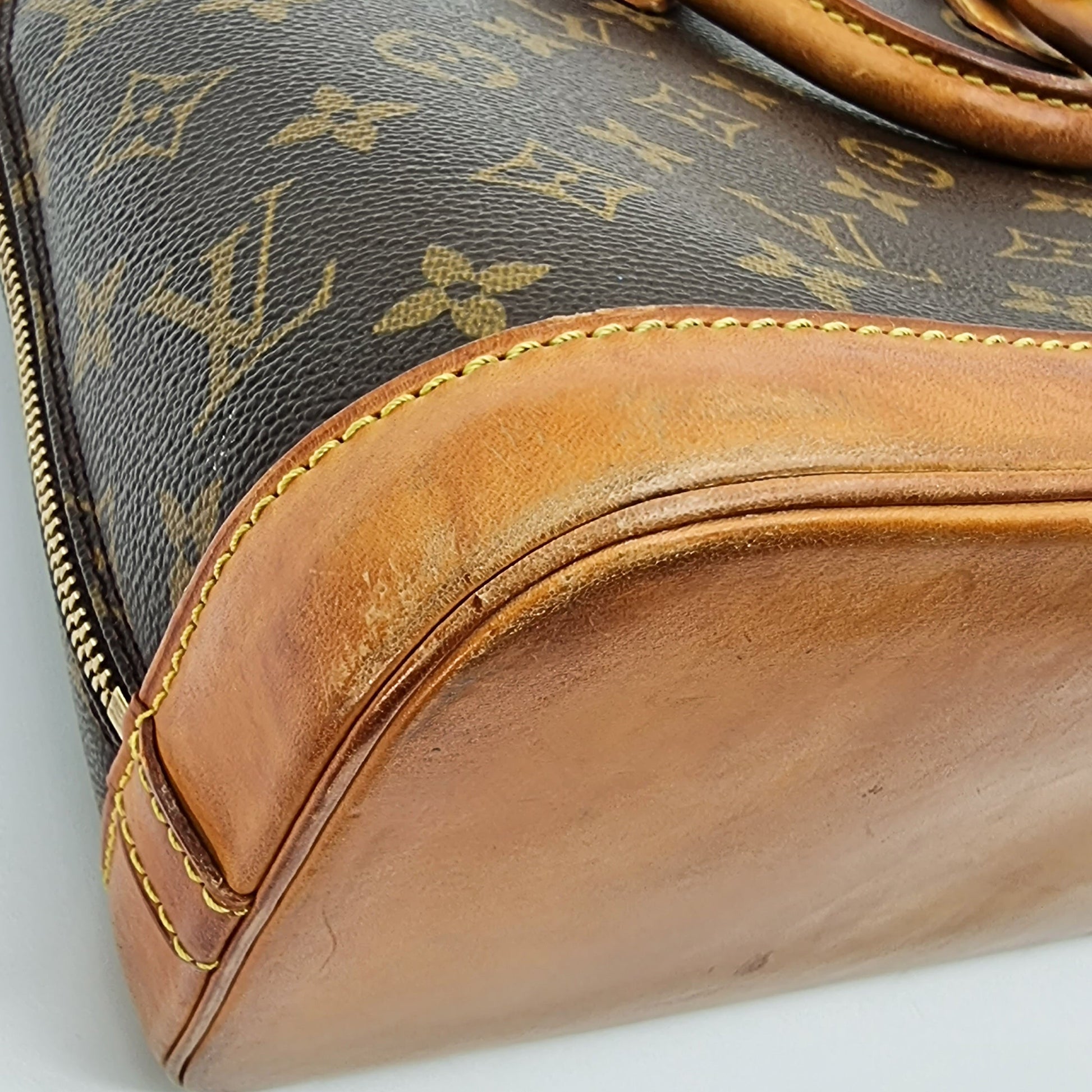 Second hand Louis Vuitton Alma PM Monogram - Tabita Bags