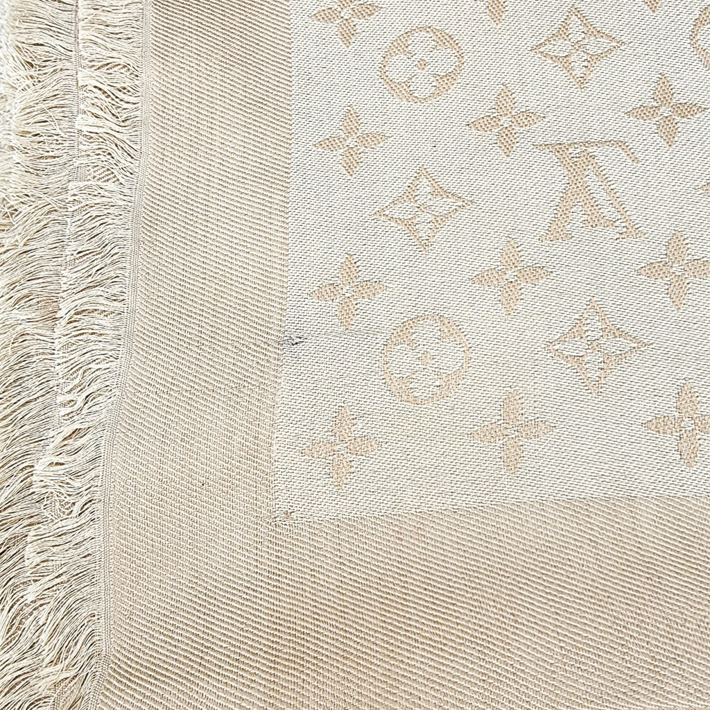 Second hand Louis Vuitton Beige Monogram silk - Tabita Bags