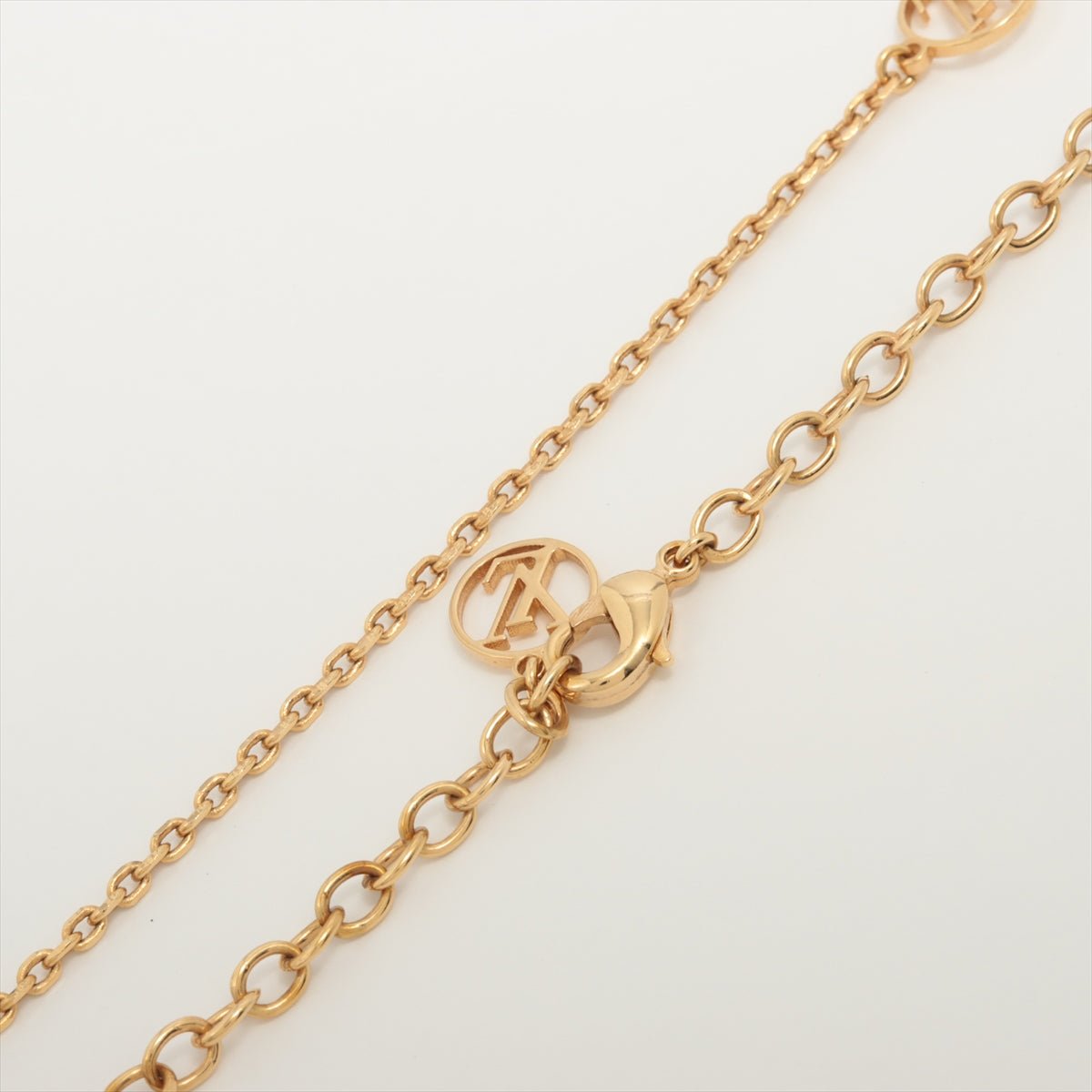 Second hand Louis Vuitton Blooming Monogram Necklace Gold Tone - Tabita Bags