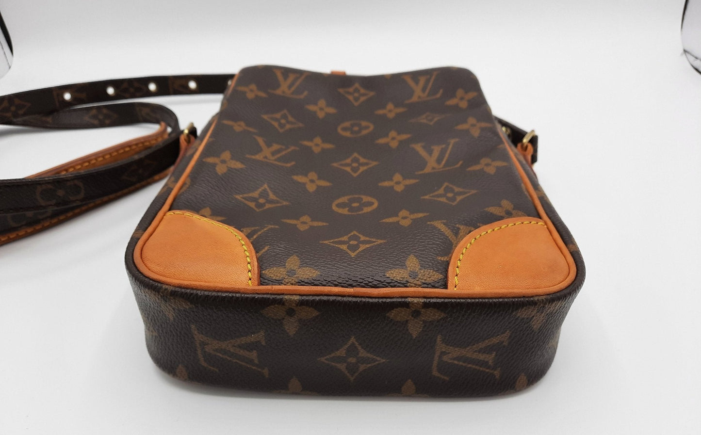 Second hand Louis Vuitton Danube Monogram M45266 - Tabita Bags