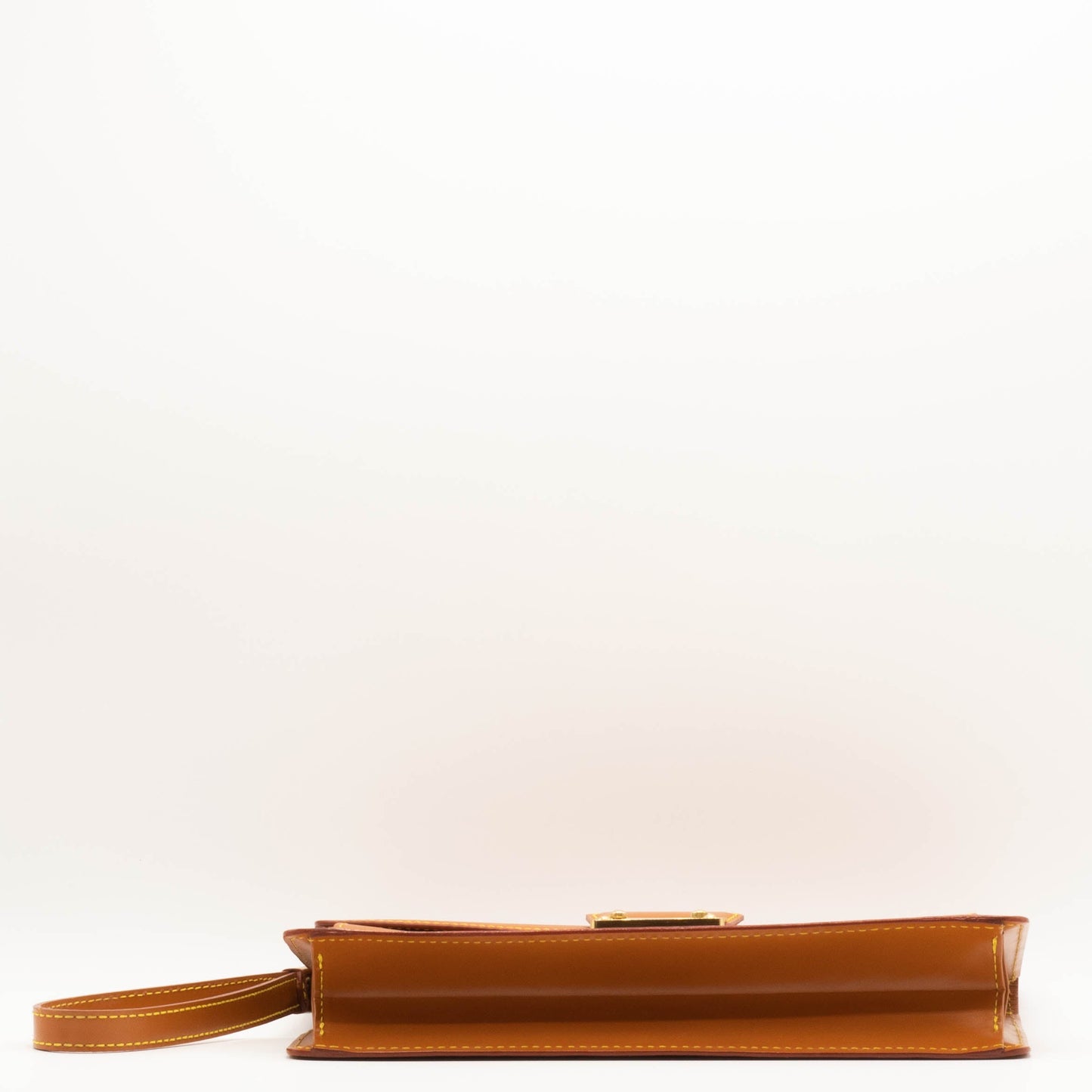 Leather clutch bag Louis Vuitton Brown in Leather - 21222408