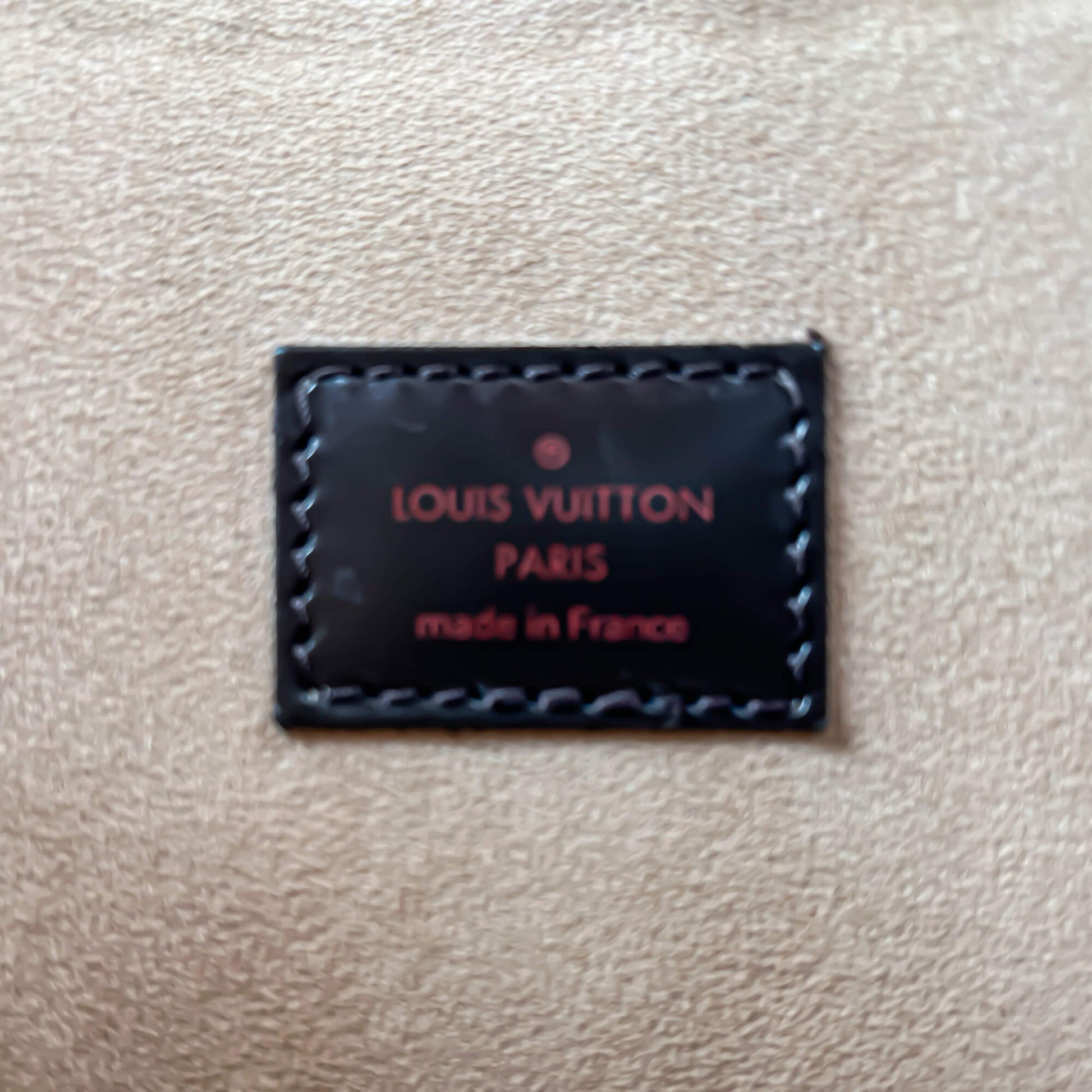 Louis Vuitton Damier Ebene Canvas Kensington V Bag Louis Vuitton