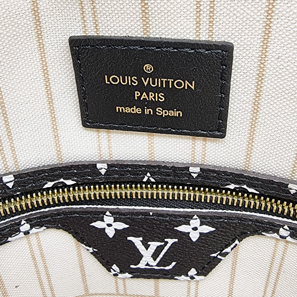 Second hand Louis Vuitton Louis Vuitton Monogram Jungle Neverfull MM - Tabita Bags