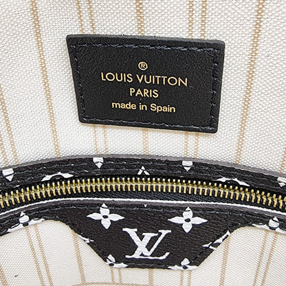 Second hand Louis Vuitton Louis Vuitton Monogram Jungle Neverfull MM - Tabita Bags