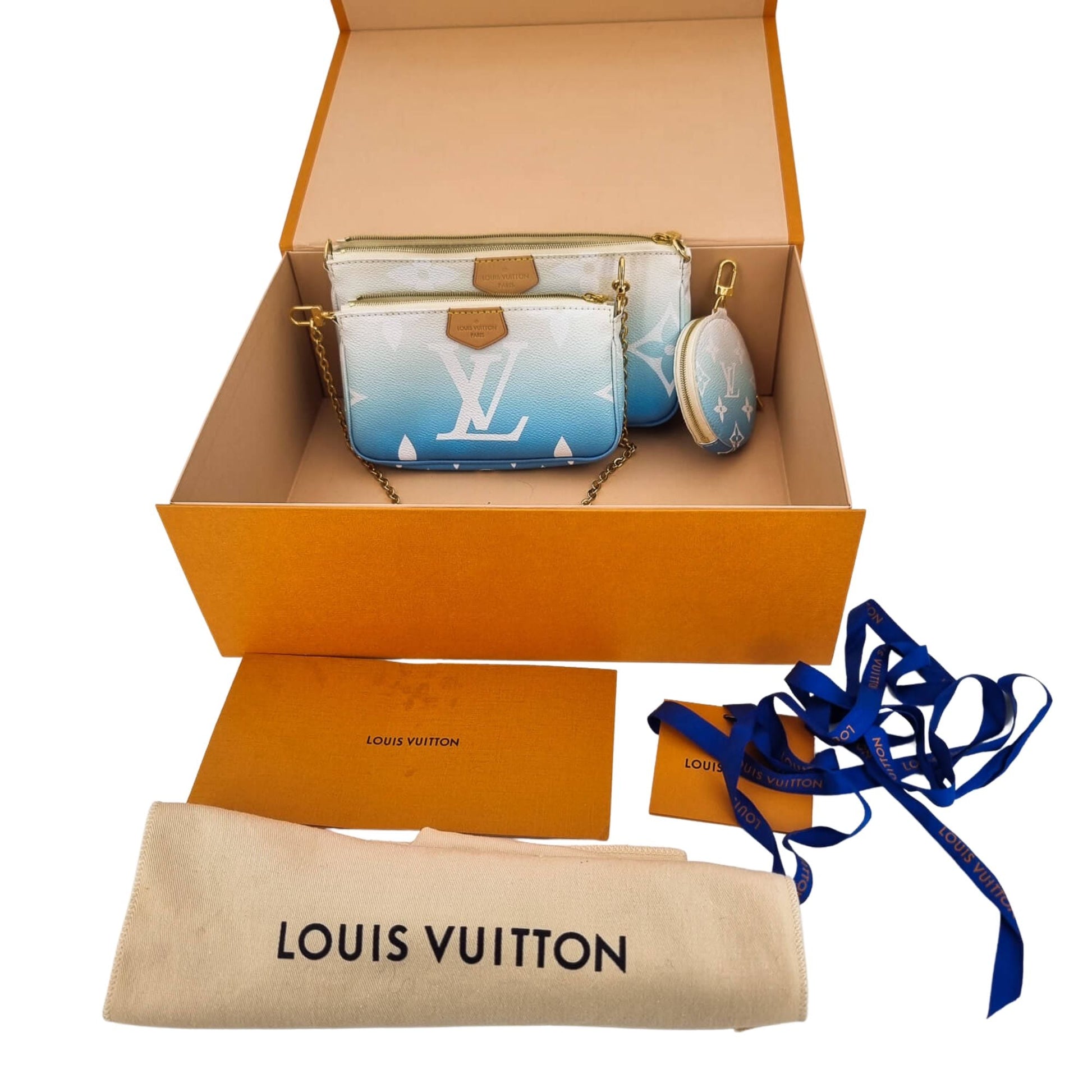 Second hand Louis Vuitton Louis Vuitton Multi Pochette Accessories By The Pool Blue - Tabita Bags