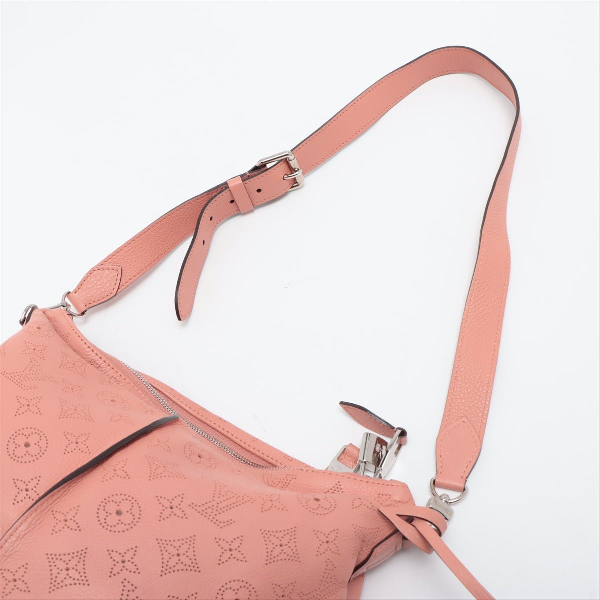 Second hand Louis Vuitton Mahina Selene PM Pink Leather - Tabita Bags