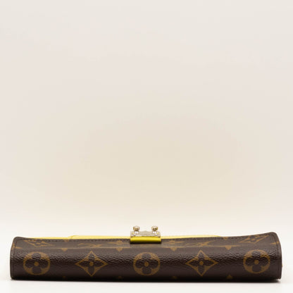 Second hand Louis Vuitton Marie Rose Epi Monogram Pistache Long Wallet M60428 - Tabita Bags