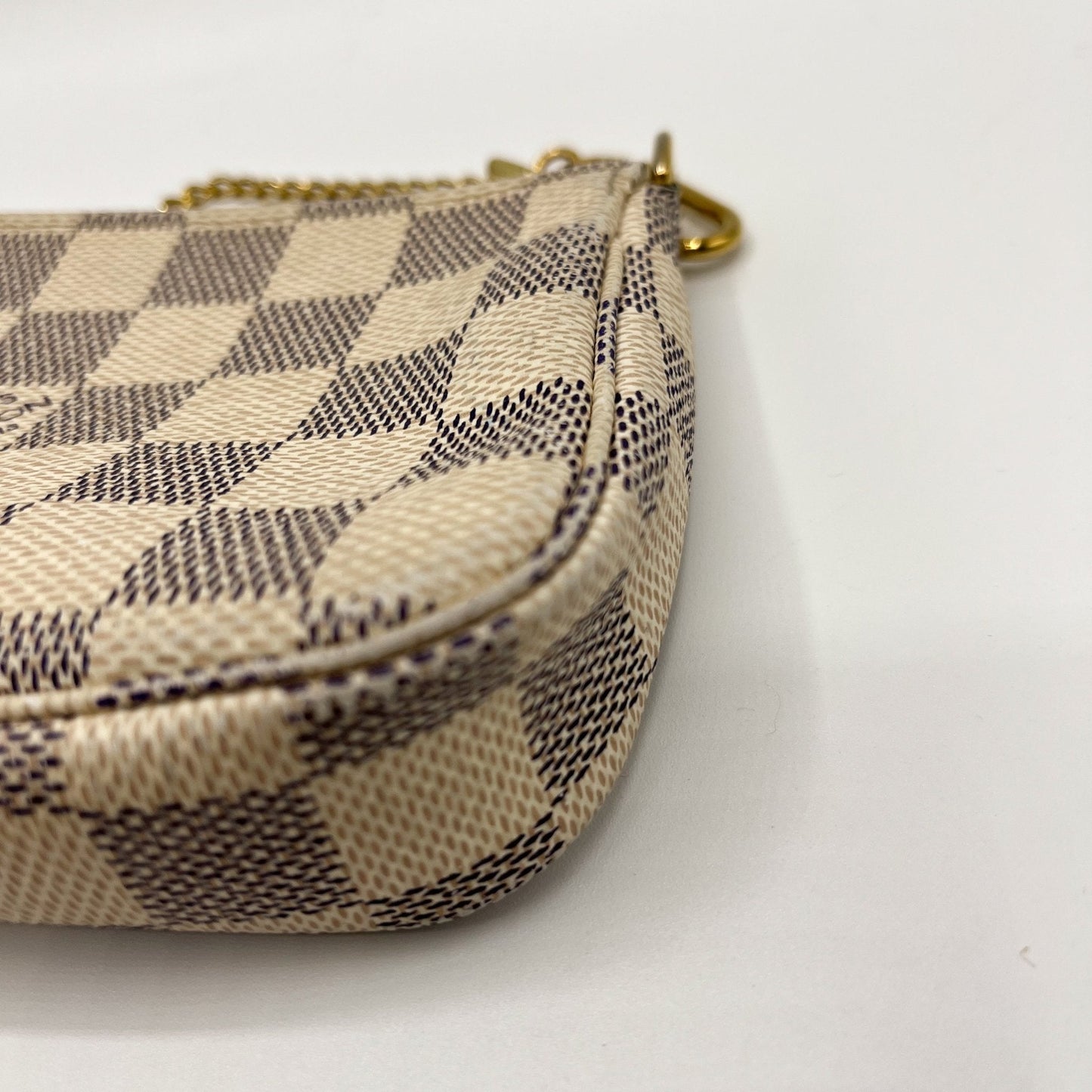 Second hand Louis Vuitton Mini Pochette Damier Azure - Tabita Bags