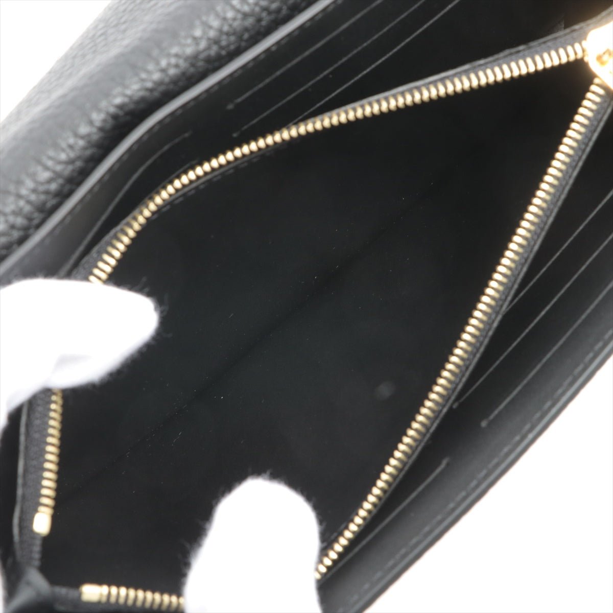 Second hand Louis Vuitton Portefeuille Capucines Crown in Taurillon Black Leather - Tabita Bags