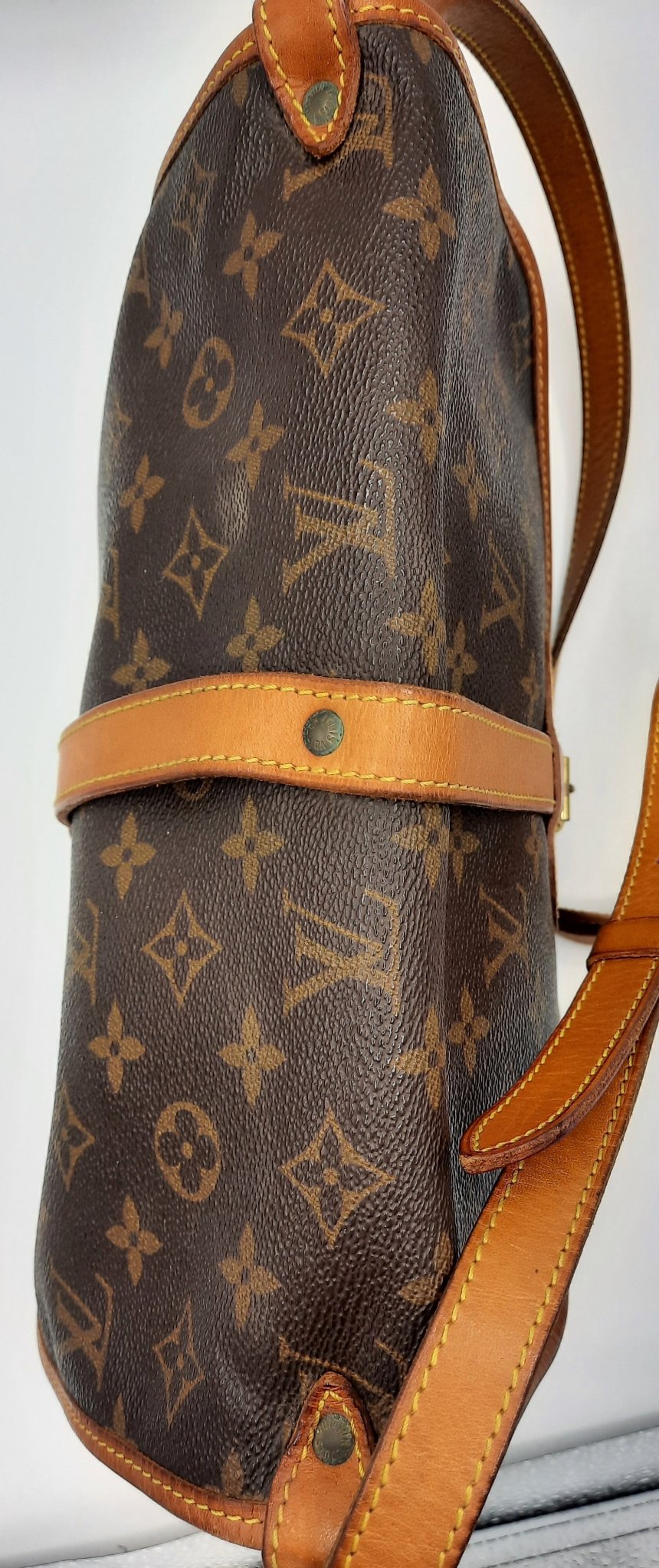 Authentic Louis Vuitton Saumur MM Monogram M42256 Genuine Shoulder Bag  ALA490