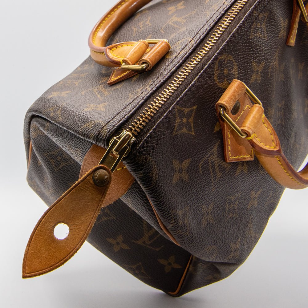 Authentic Louis Vuitton Speedy 25 Monogram M41528 Leather Tag Damaged Bag  ALA484