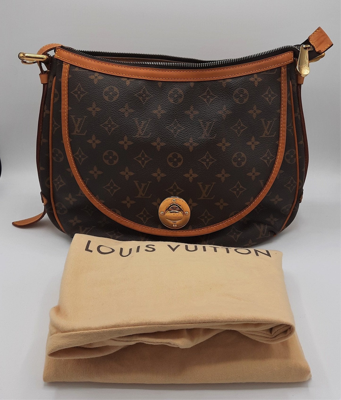 Second hand Louis Vuitton Tulum GM Monogram M40075 - Tabita Bags