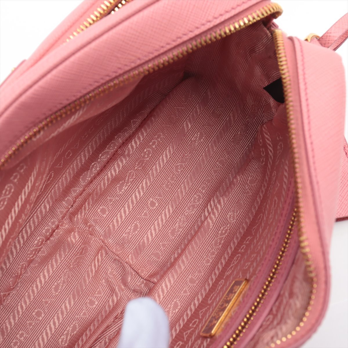 Second hand Prada Front Pocket Crossboby in Pink Saffiano Leather - Tabita Bags