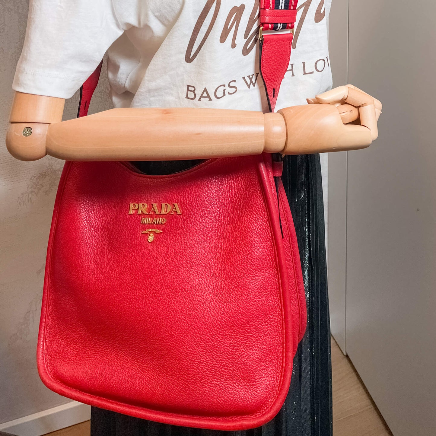 Second hand Prada Hobo Red Leather - Tabita Bags