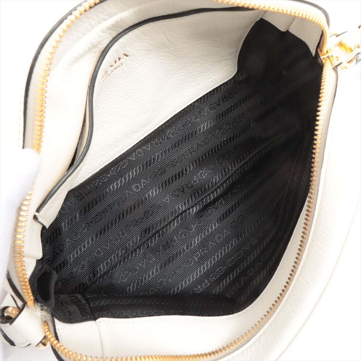 Second hand Prada Phenix Shoulder Bag White Leather - Tabita Bags