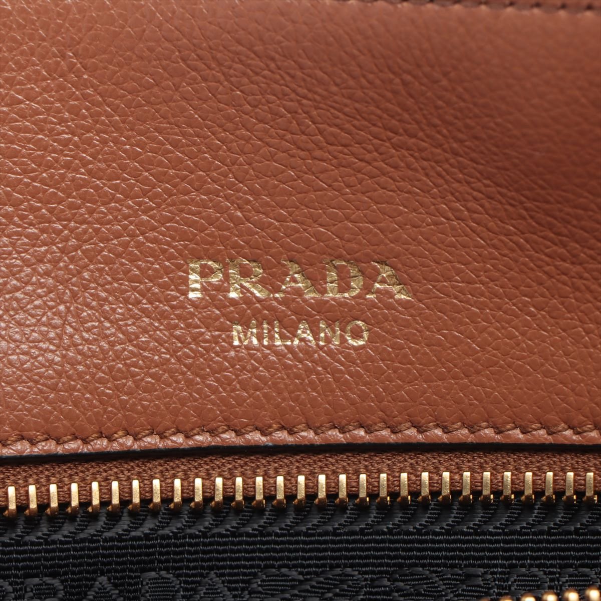 brown PRADA Men Bags - Vestiaire Collective