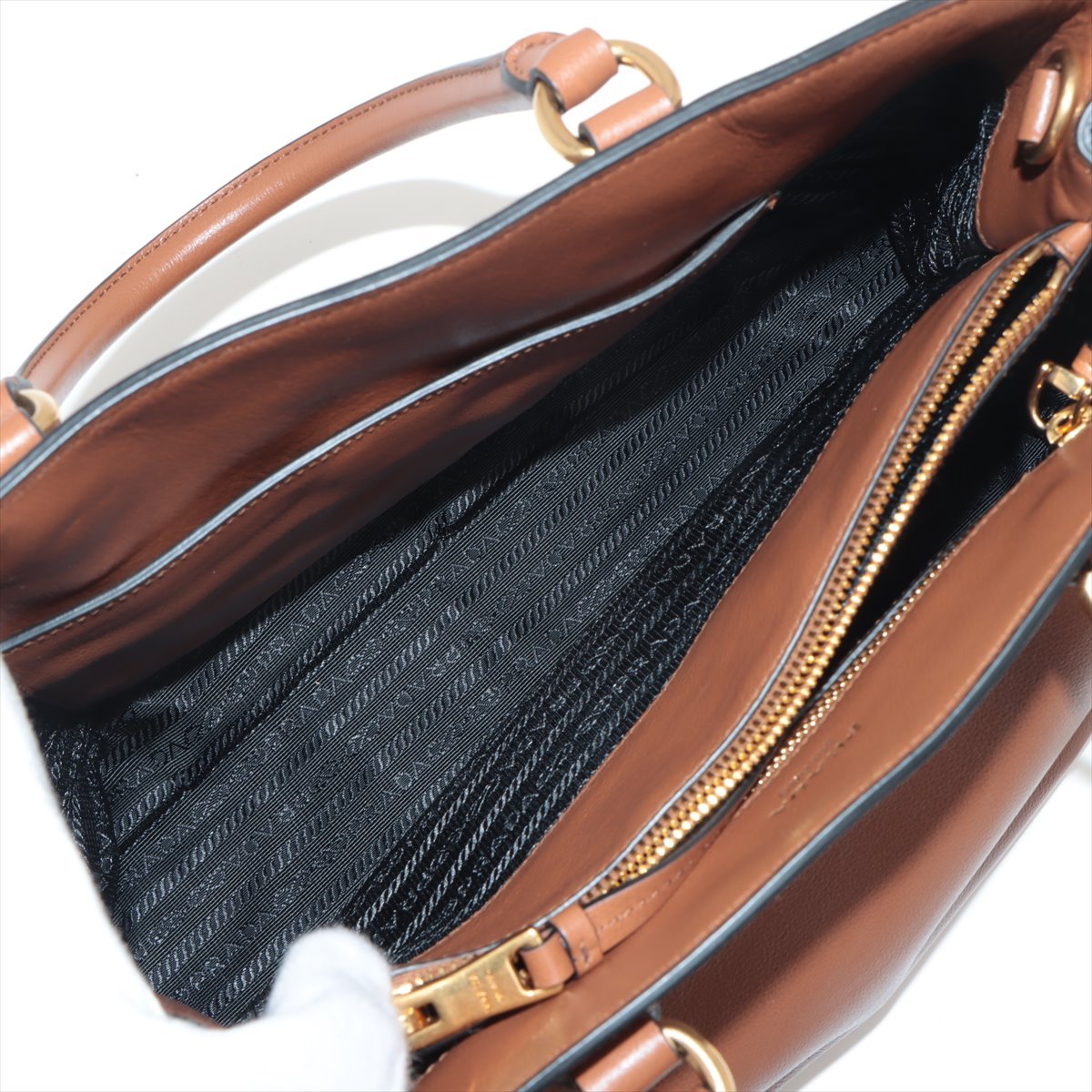 Second hand Prada Vitello Phenix Brown Leather Handbag - Tabita Bags