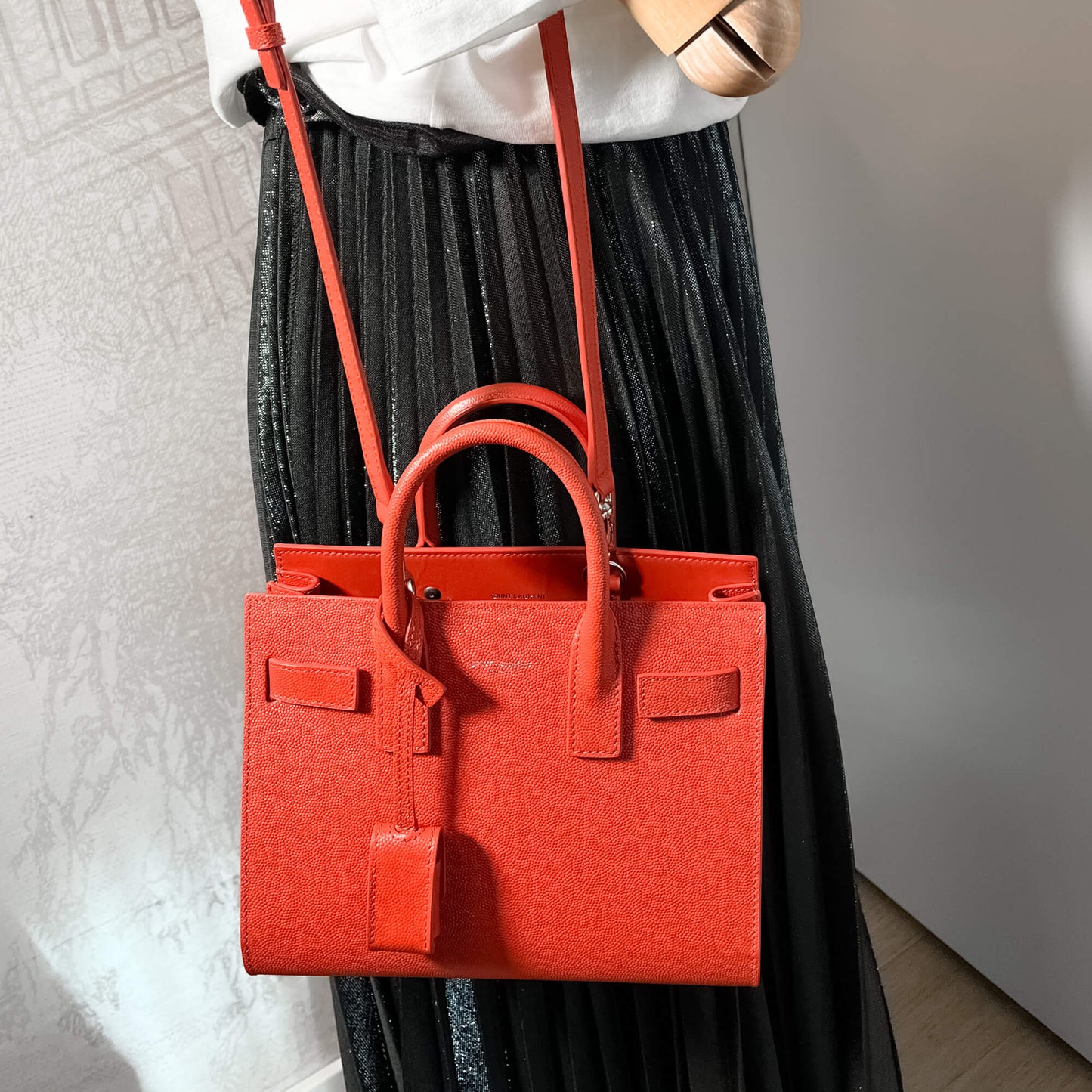 Second hand Saint Laurent Sac de Jour Nano Leather Red 2-Way Tote - Tabita Bags