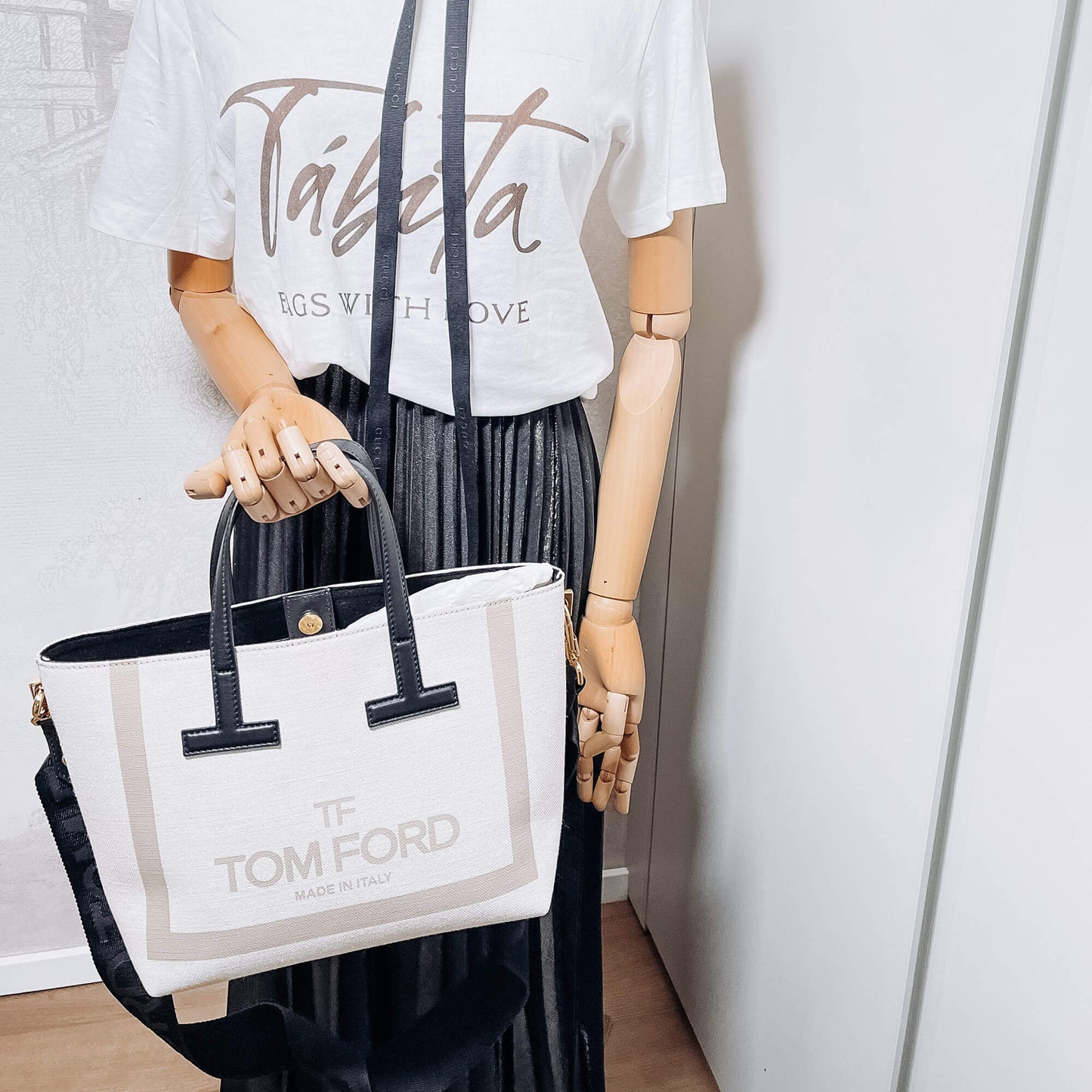 Second hand Tom Ford Tom Ford T Tote Canvas and Leather Beige - Tabita Bags