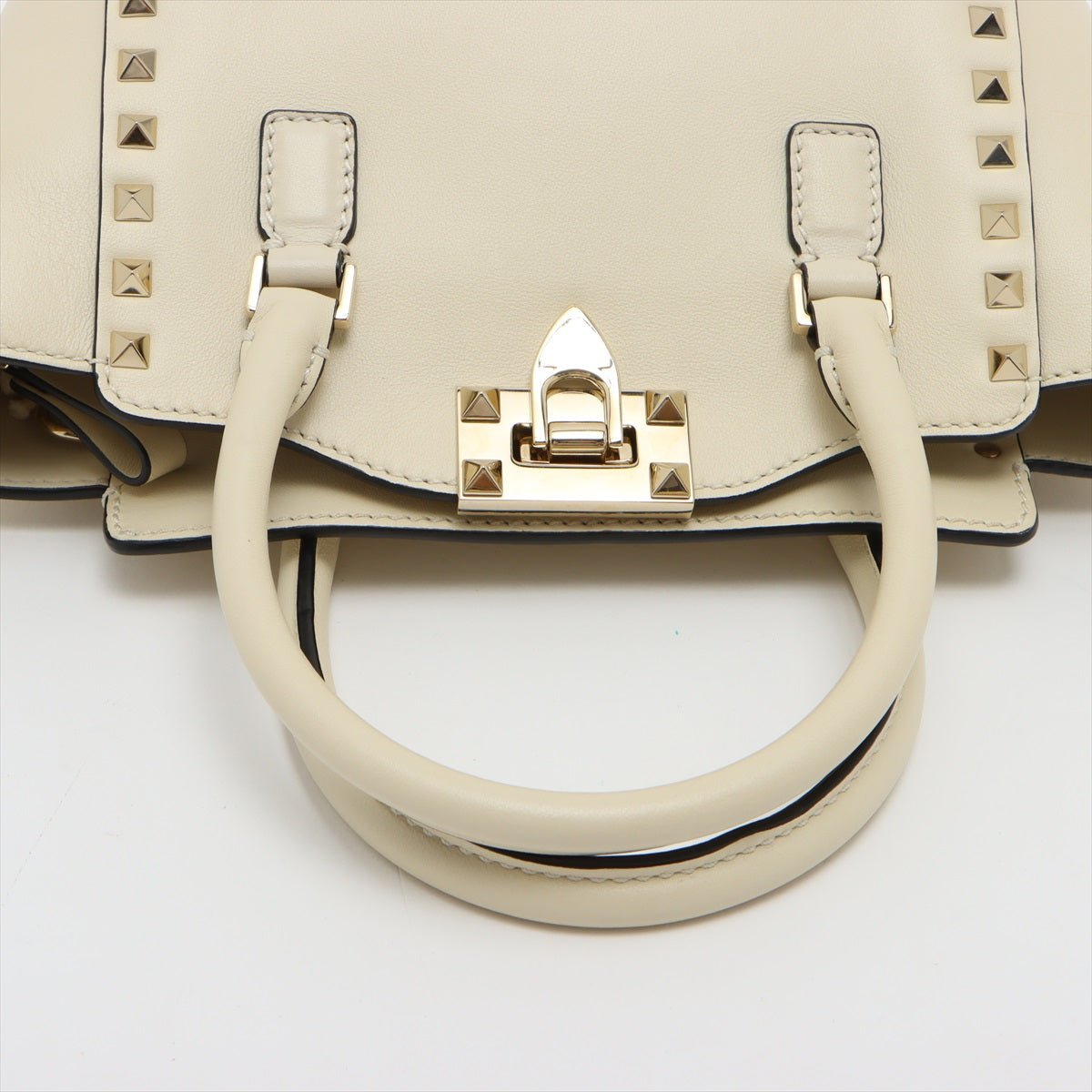 Second hand Valentino Garavani Valentino Garavani Rockstud Leather 2way White - Tabita Bags