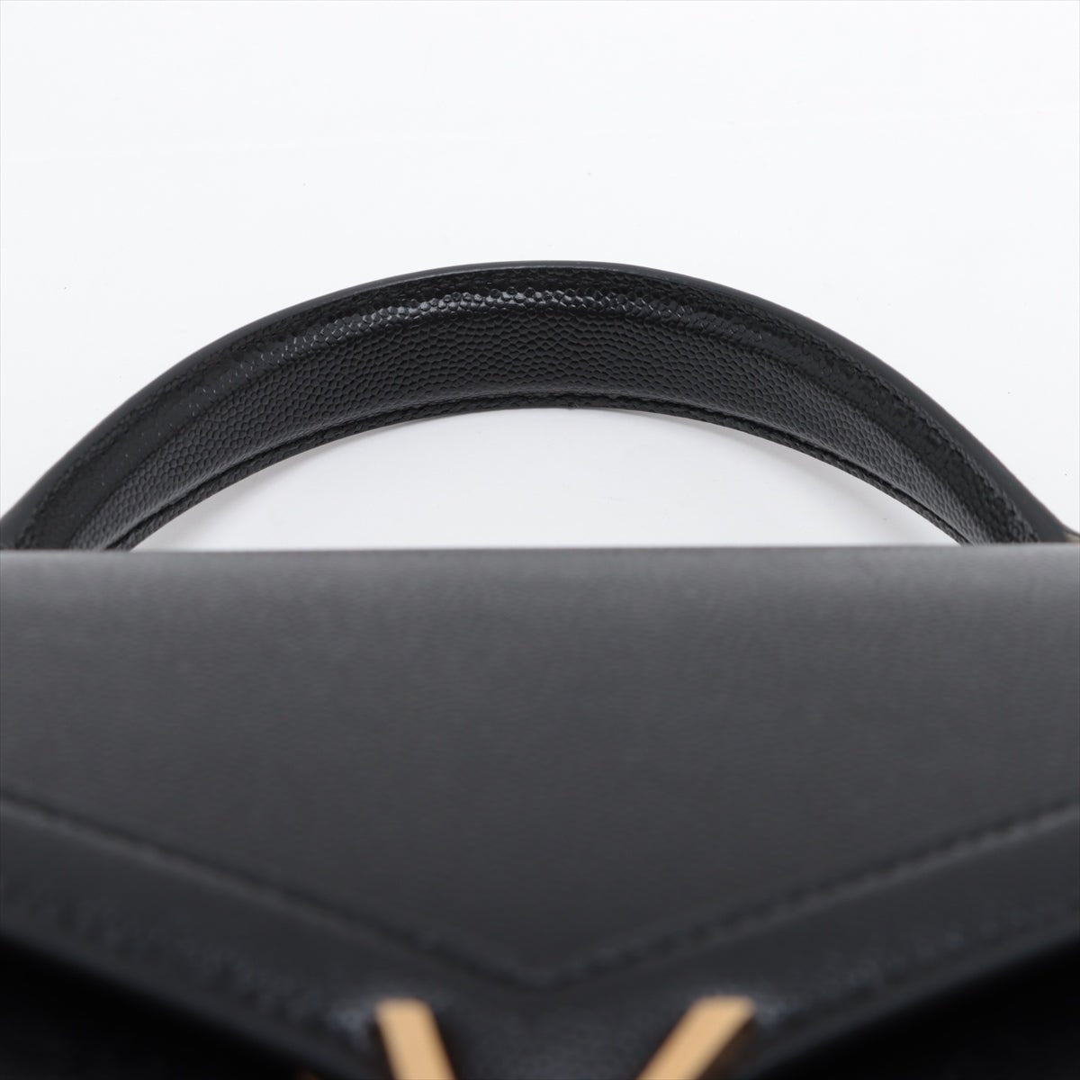 Second hand Yves Saint Laurent Cassandra Medium Grain De Poudre Embossed Leather 2-Way Top Handle Bag Black - Tabita Bags