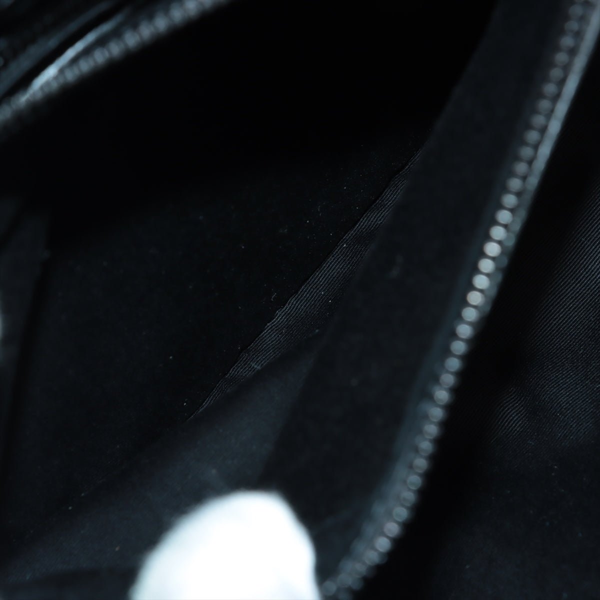 Second hand Yves Saint Laurent Loulou Medium Quilted "Y" Leather Black Bag - Tabita Bags