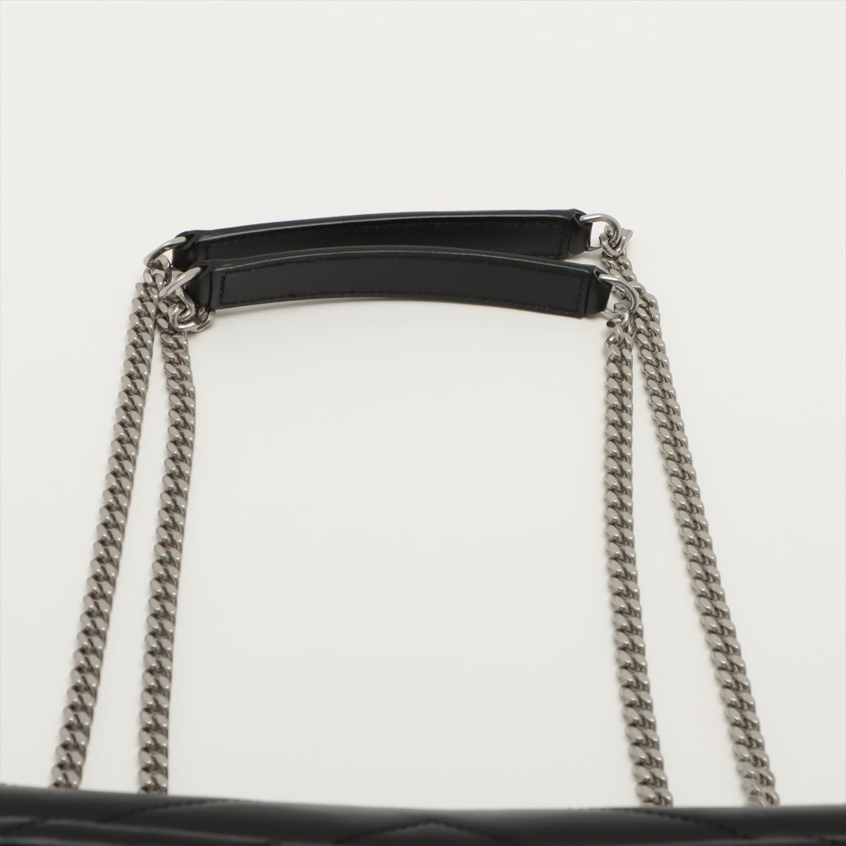 Second hand Yves Saint Laurent Loulou Small Chain Black Leather - Tabita Bags