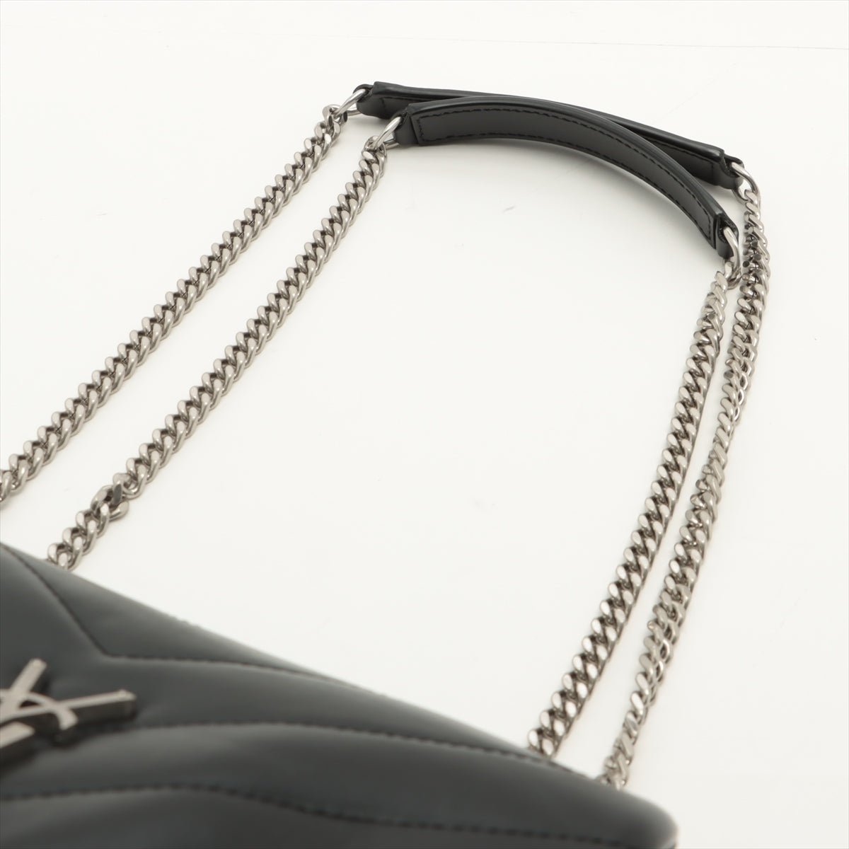 Second hand Yves Saint Laurent Loulou Small Chain Black Leather - Tabita Bags